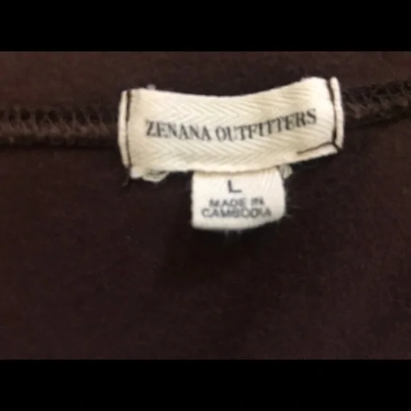 ⭐️Zenana Outfitters, Brown, Scoop neckTee,Size L⭐️ - Picture 6 of 9